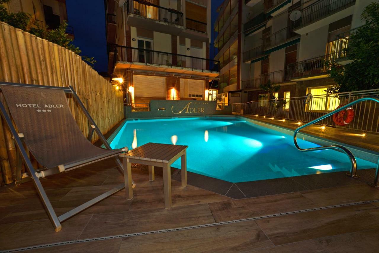 Hotel Adler Алассіо Екстер'єр фото